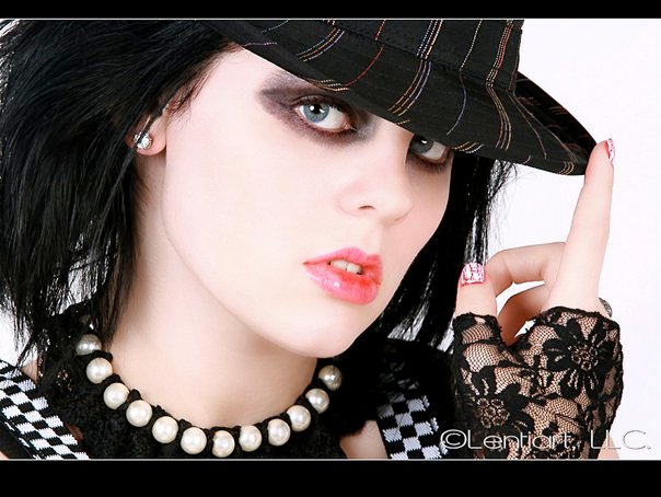 Female model photo shoot of Ferox Rose by Lentiart