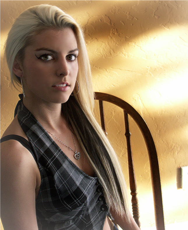 Female model photo shoot of Envy Paige