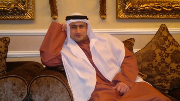 Male model photo shoot of Sherazkhan in United Arab Emirates