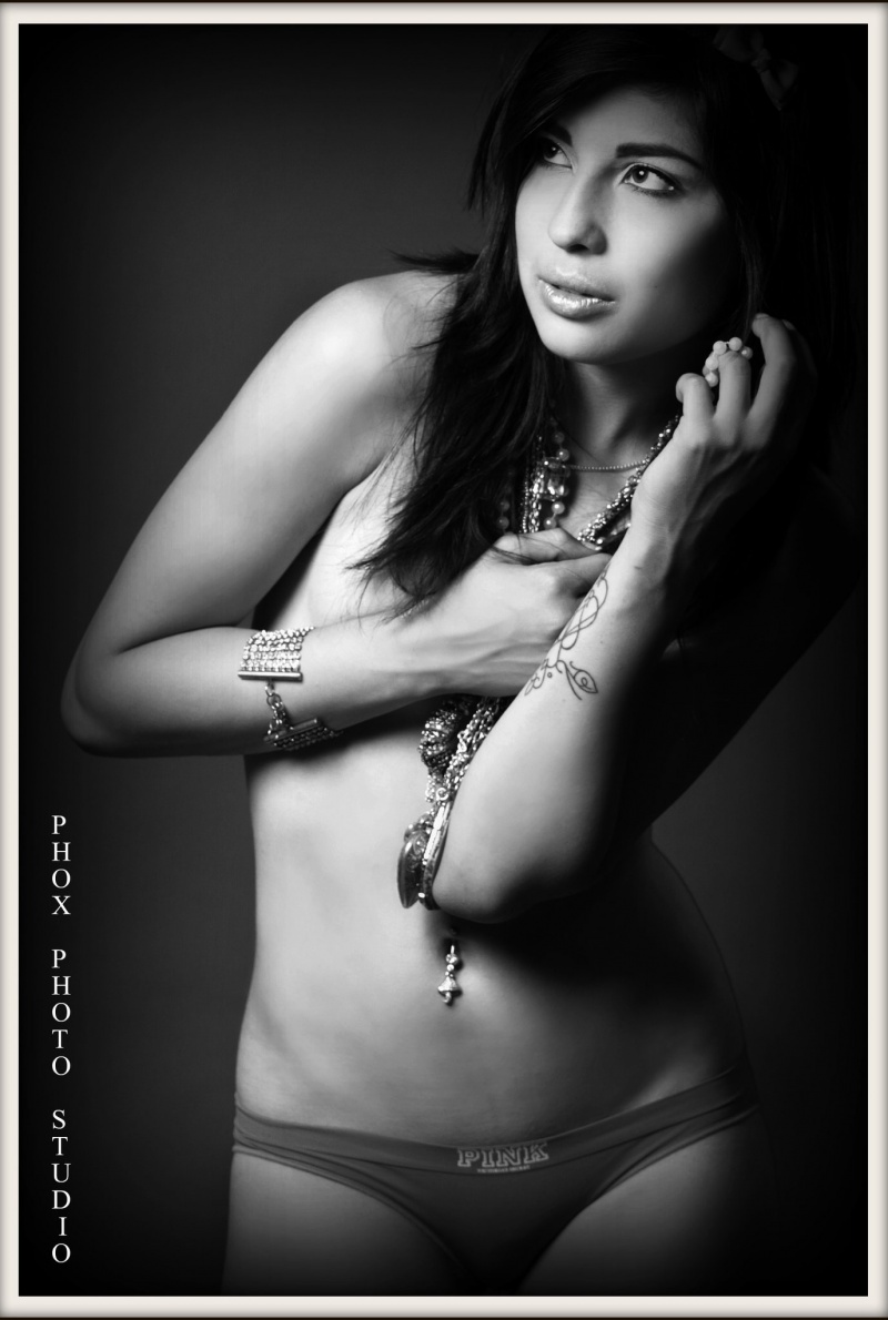 Female model photo shoot of Alexandra Karr by Phox Photography Studio