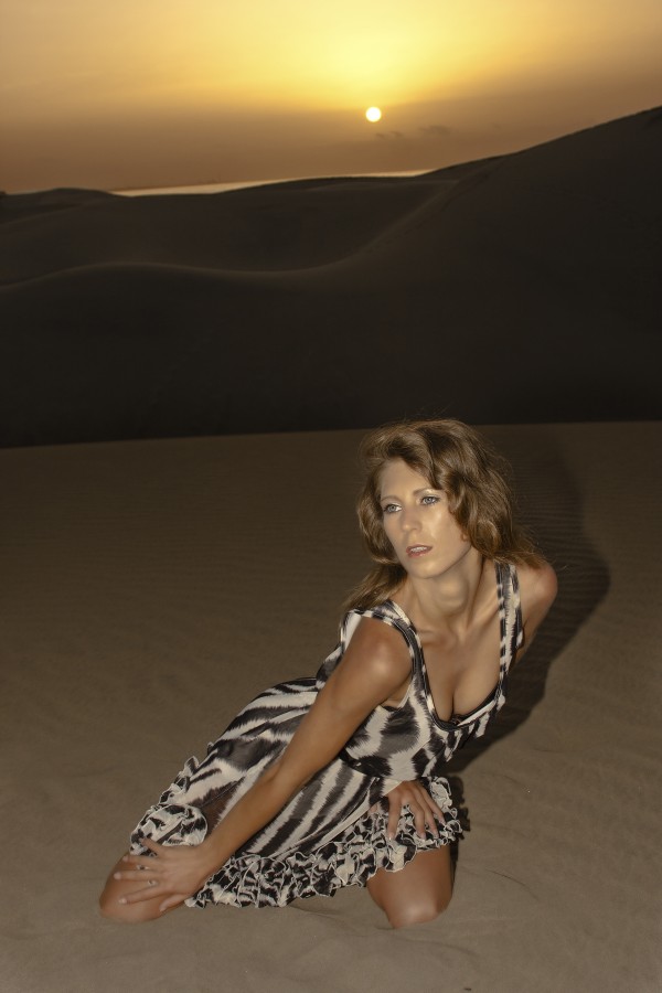 Female model photo shoot of Angela Faryes in Dunas Maspalomas Gran Canaria