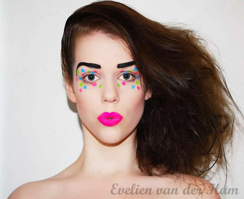 Female model photo shoot of Evelien MUA