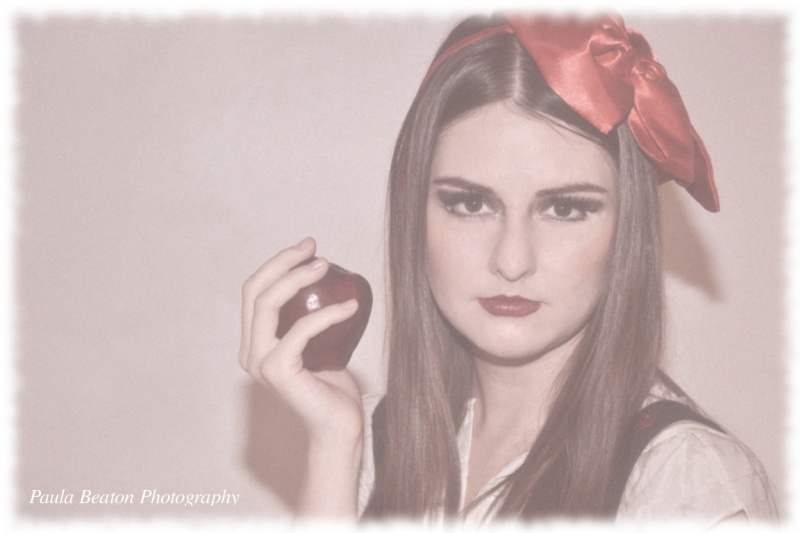 Female model photo shoot of Cherry Blush Makeup and Lexie Lambert by Paula Bee
