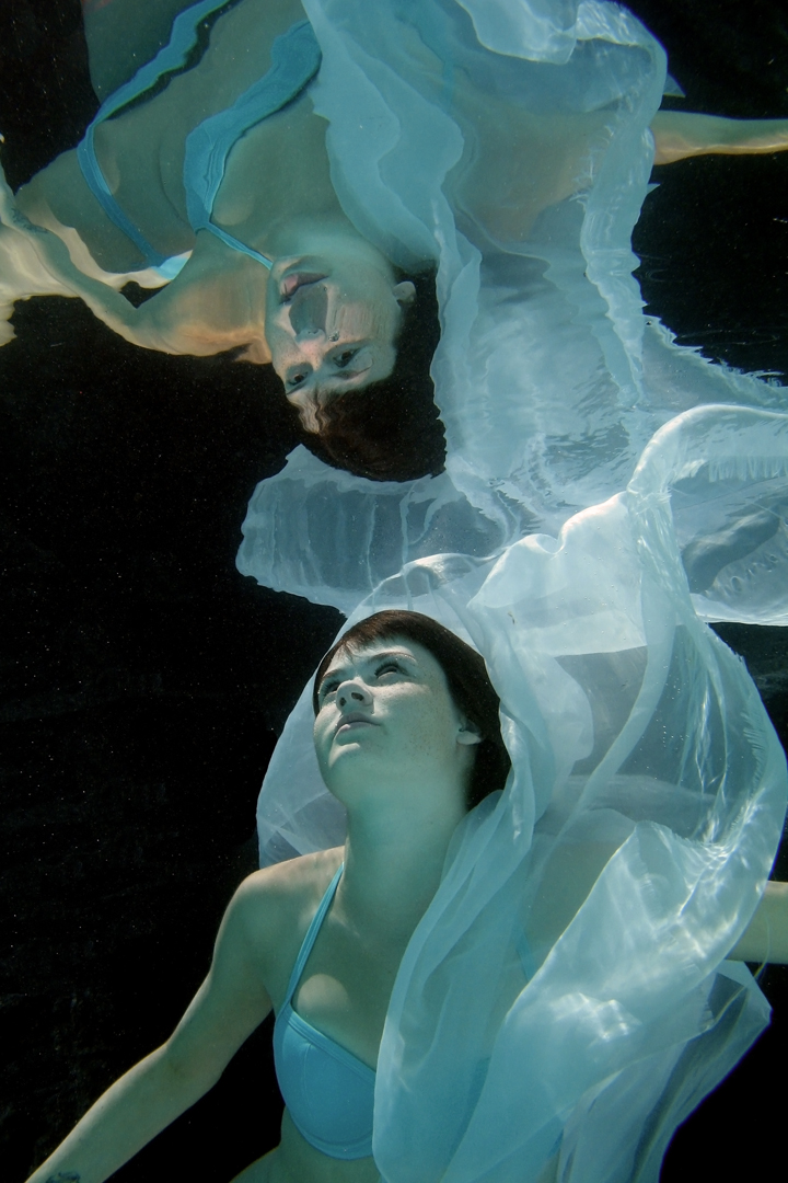 Male and Female model photo shoot of Ken Myers Underwater and Mermaid Madison in Garland