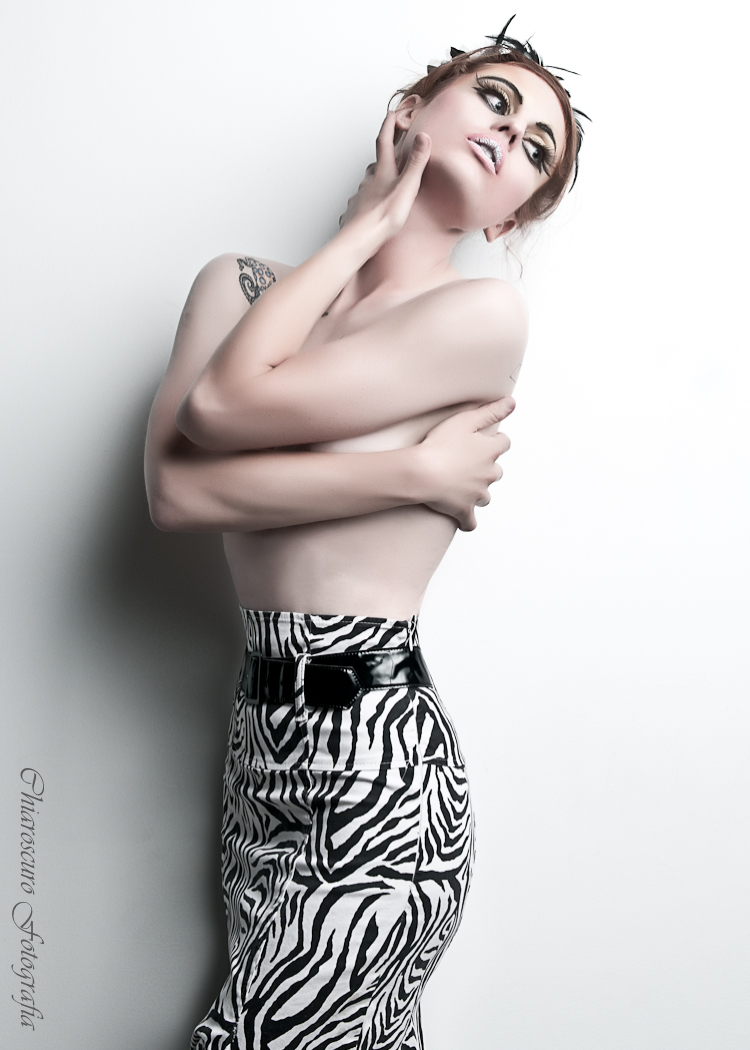 Female model photo shoot of J E Thompson by Chiaroscuro Fotografia