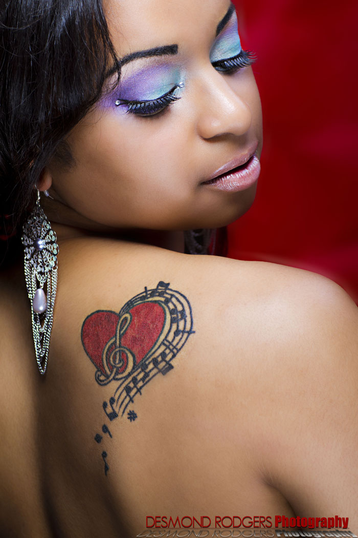 Female model photo shoot of Lorraine Jackson MUA by DRodPhotographycom