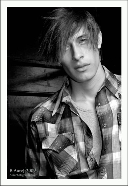 Male model photo shoot of Jeremiah Ross