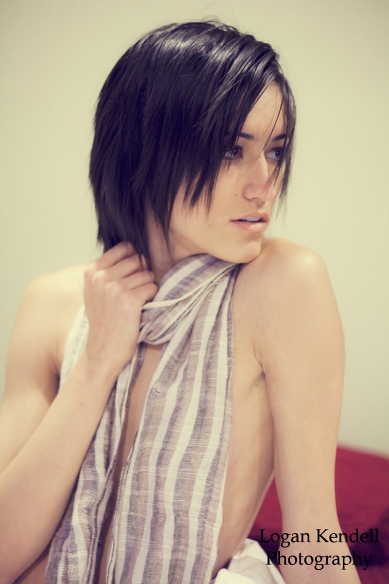 Female model photo shoot of Rachel Jacks