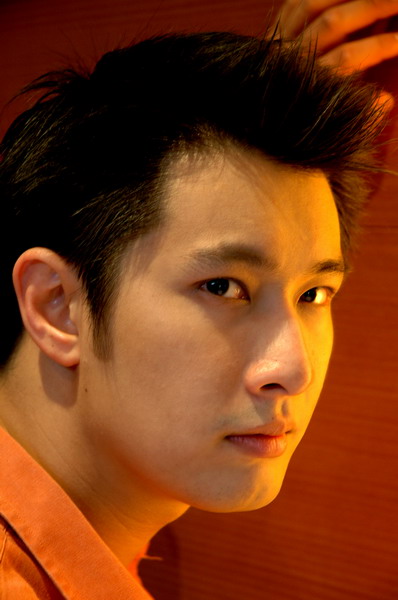 Male model photo shoot of Aaron Chong in Singapore