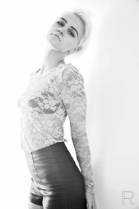 Female model photo shoot of Sami mg