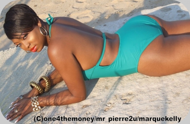 Female model photo shoot of Sahara Simone in Chicago Beach