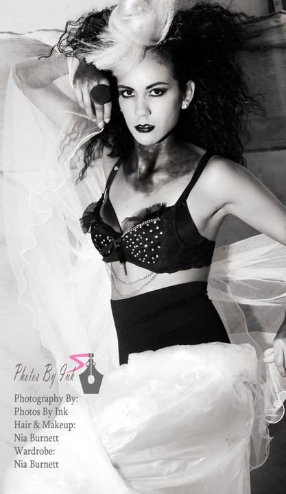 Female model photo shoot of Ayelen Lugo