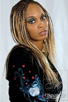 Female model photo shoot of Ashante Diltz
