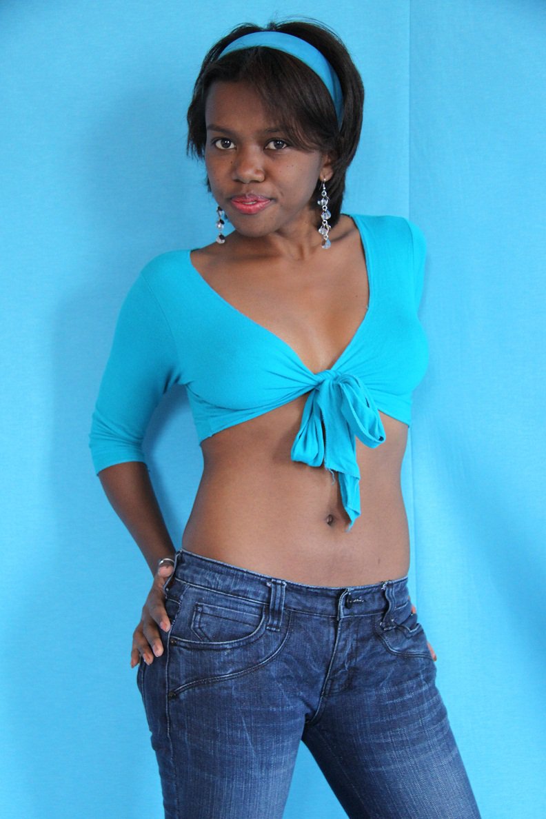 Female model photo shoot of Anjely Kely