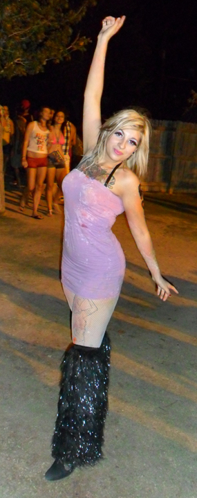 Female model photo shoot of Doll Kasvot in Neon Paint, Wet N Wild, Anthony TX