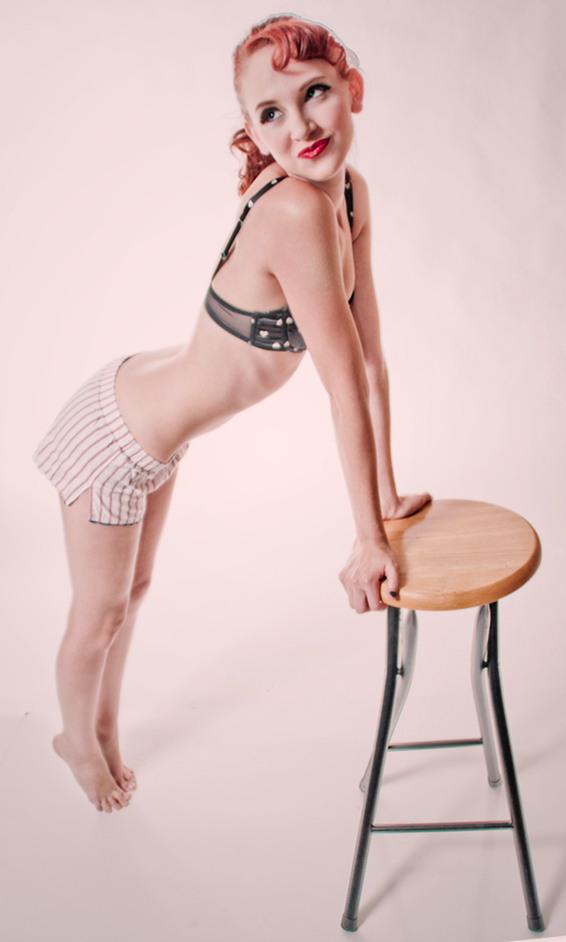 Female model photo shoot of Lauren Linton by JohnYates, makeup by Filmreadyface