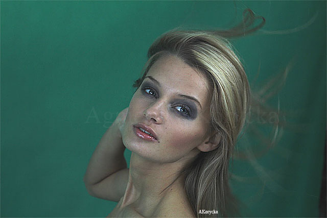 Female model photo shoot of AgnesKor in Poland, Warsaw