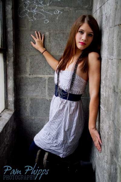 Female model photo shoot of Emily Campion