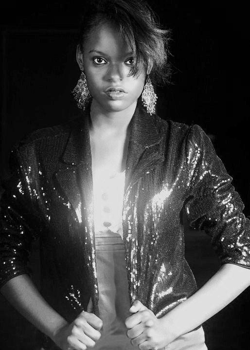 Female model photo shoot of Romaine Chantell