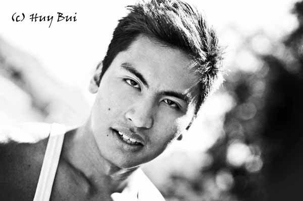 Male model photo shoot of Huy Bui
