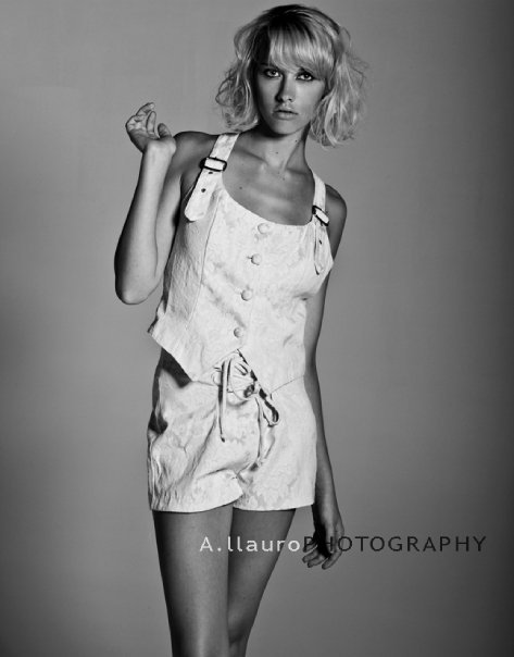 Female model photo shoot of Audrey Zak