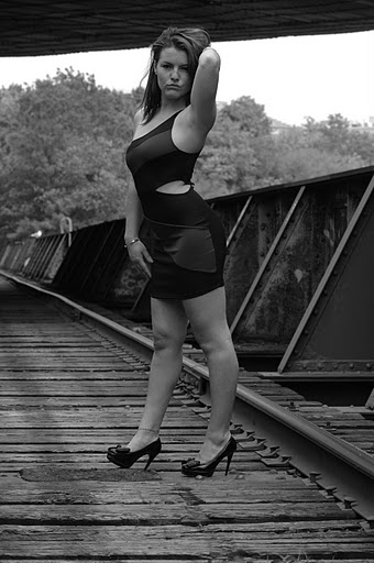  model photo shoot of meg odonnell in Boston University Bridge