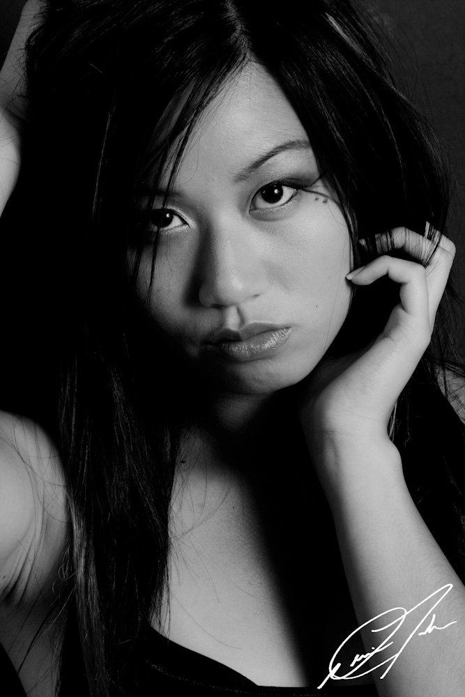 Female model photo shoot of Lana Tran