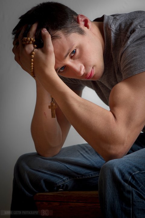 Male model photo shoot of Damian Buck
