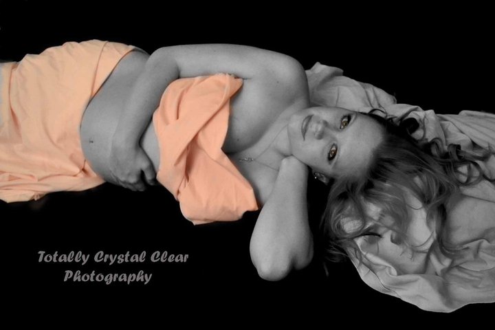 Female model photo shoot of TotallyCrystalClearPhot in Knoxville, Tennessee