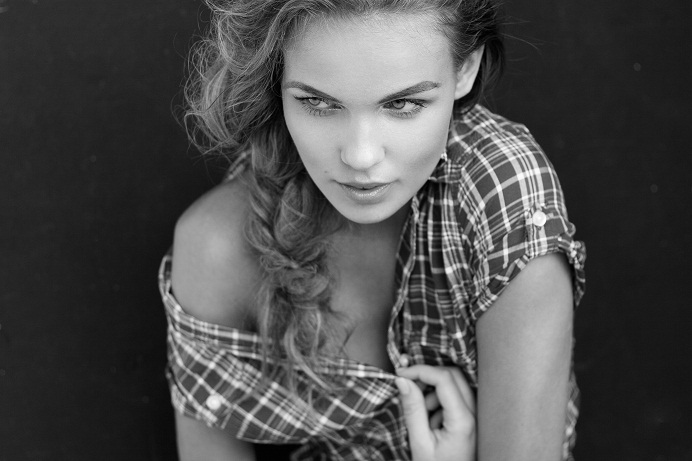 Female model photo shoot of Kasia Kay