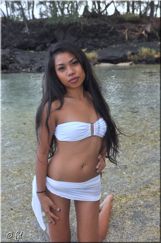 Female model photo shoot of saMMieBaybe by Frank Dickinson in Kings Landing, Hawaii