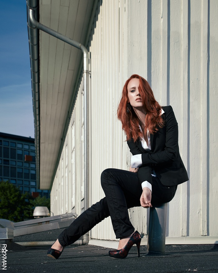 Female model photo shoot of Lea Elisabeth