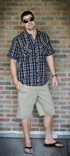 Male model photo shoot of Brandon Mielke