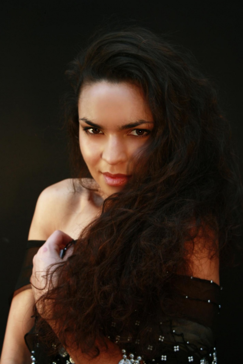 Female model photo shoot of Sannah