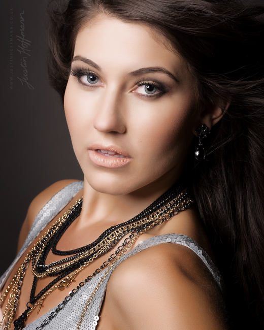 Female model photo shoot of Daniella Morr by Justin Hoffmann in Oxfodshire, makeup by Melissa Robinson MakeUp