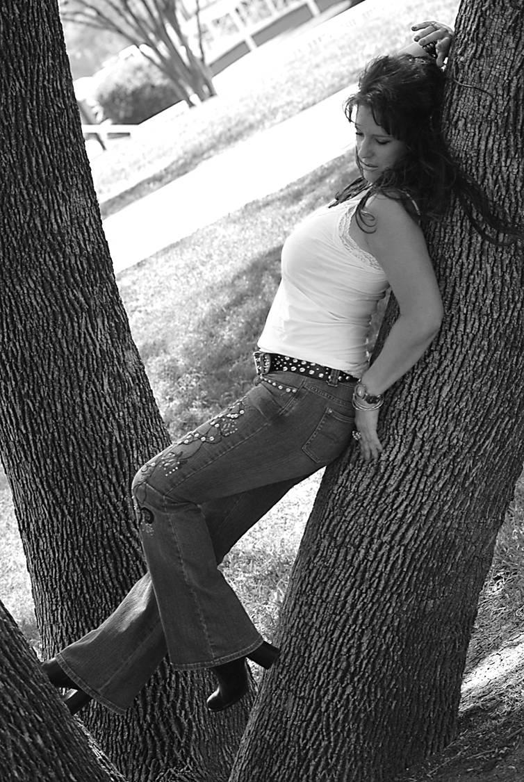 Female model photo shoot of Carrie Clymer Modeling in Ferry