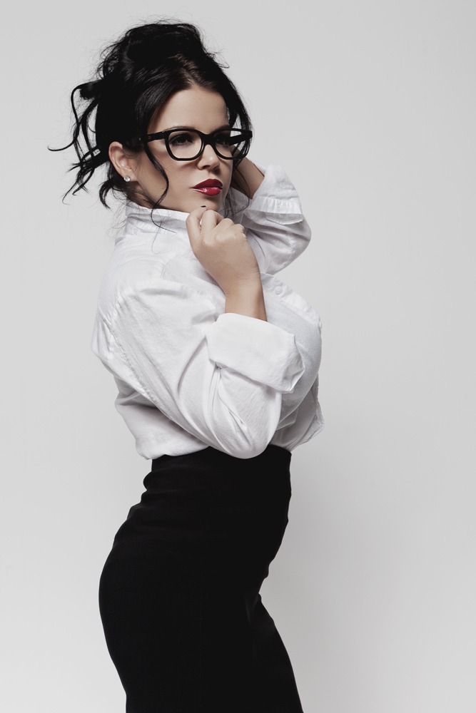 Female model photo shoot of Sonya Lynne Estrada