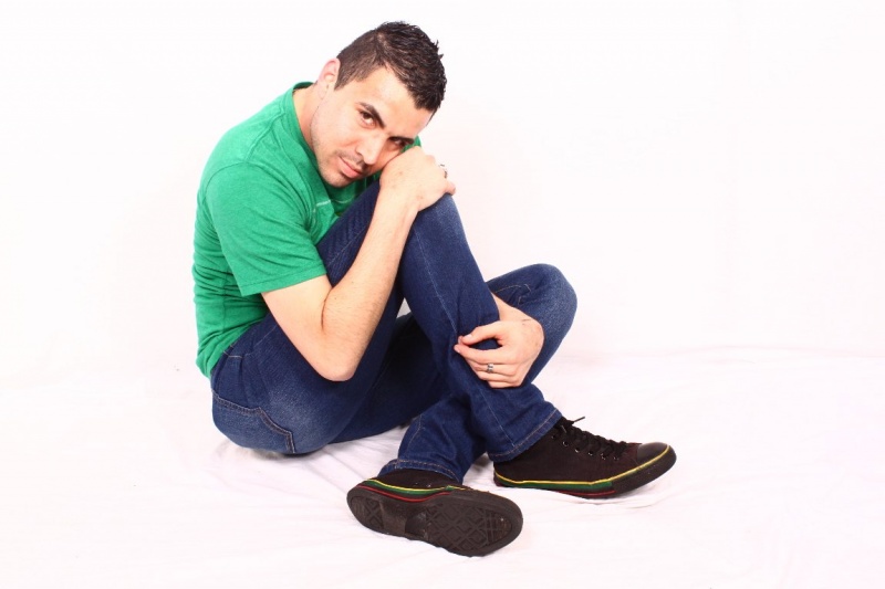 Male model photo shoot of Jonathan Pedraza
