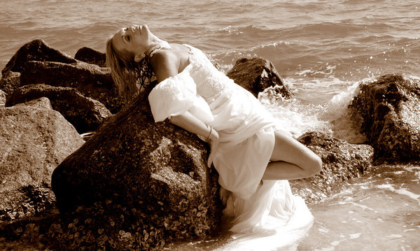 Female model photo shoot of Kirstine in Sunset Beach