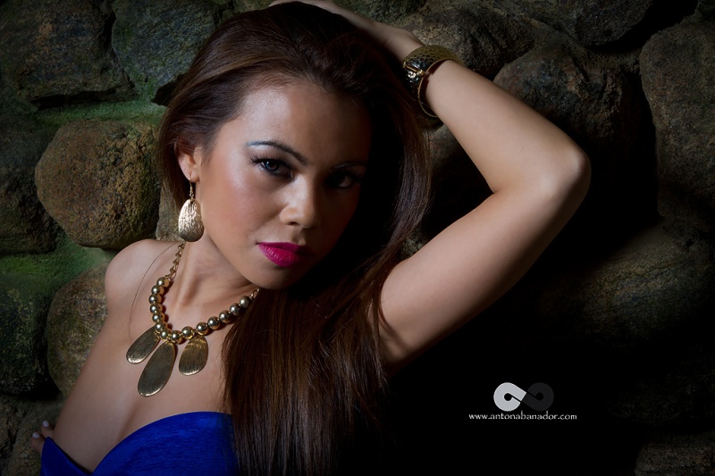 Female model photo shoot of Tey Villaroel by litratista in Connecticut
