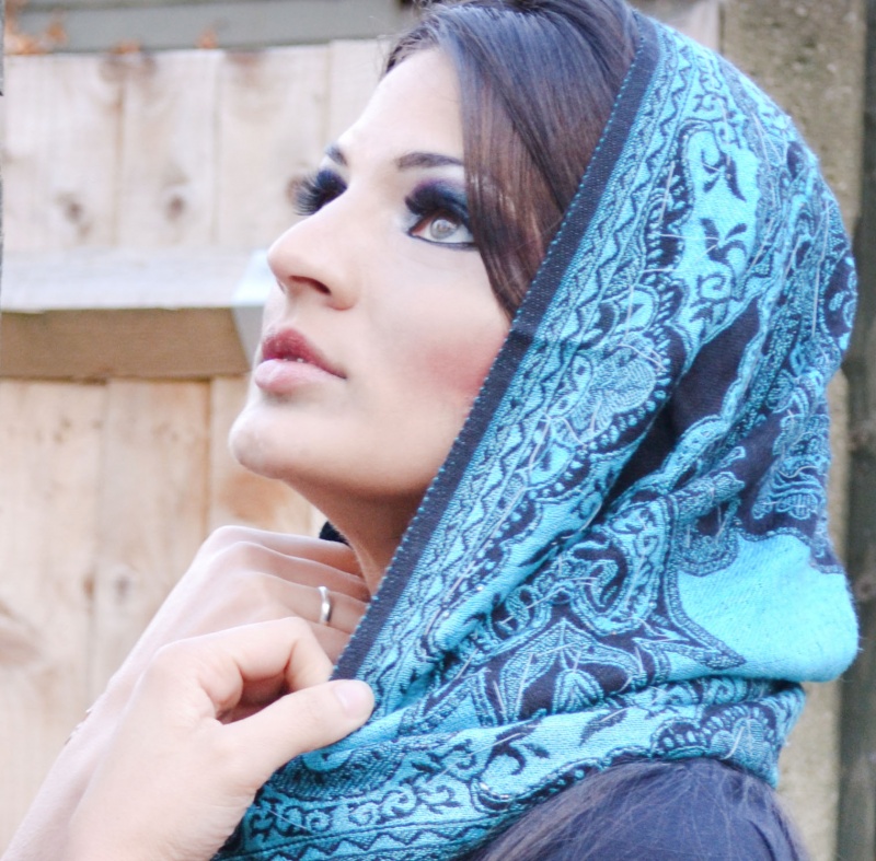 Female model photo shoot of Zaynah Beauty in London