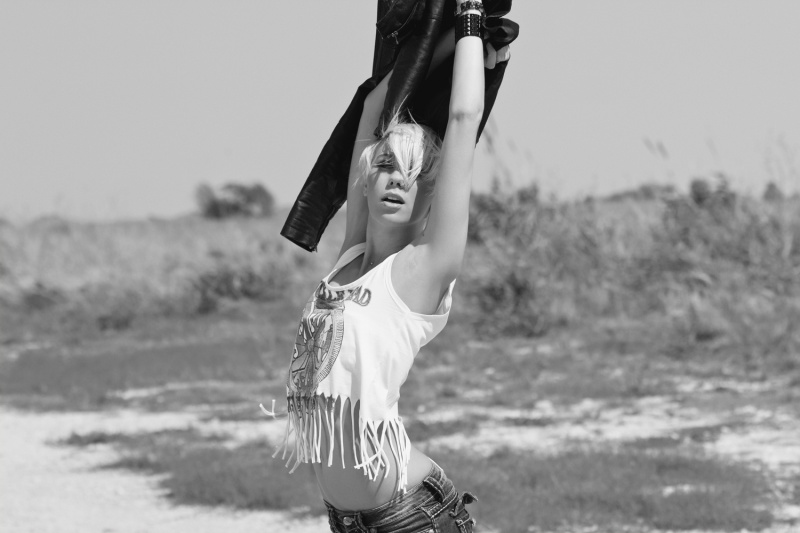 Female model photo shoot of Brandi Coley in Fort Worth, TX