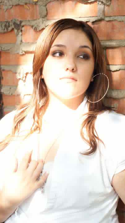 Female model photo shoot of Paulina Heredia