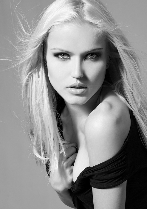 Female model photo shoot of Neli Angelova