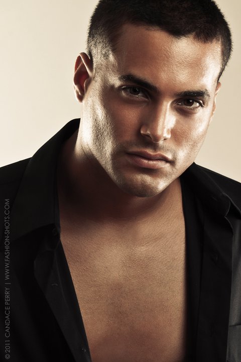 Male model photo shoot of Joel Pares
