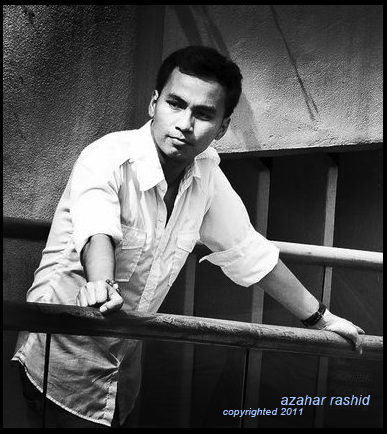 Male model photo shoot of Azahar Rashid in Marina, Singapore