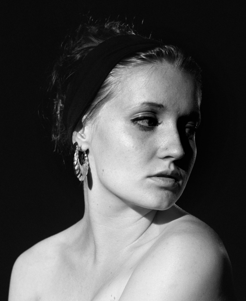 Female model photo shoot of Erin Hurst