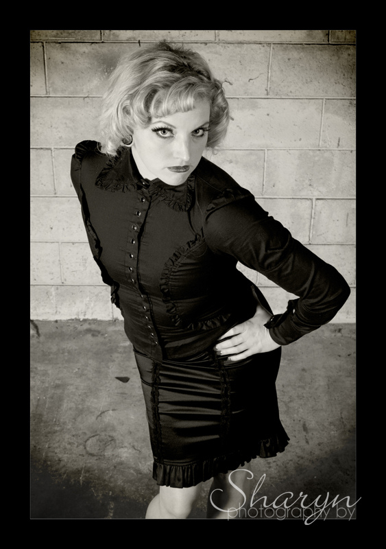 Female model photo shoot of Willow Noir by Photography by Sharyn