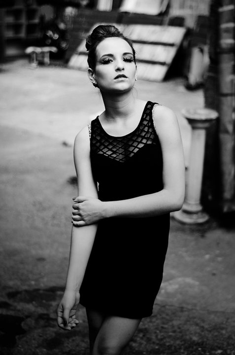 Female model photo shoot of Eva Perge