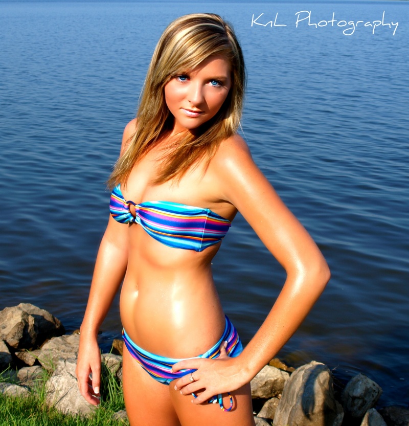 Female model photo shoot of Ally Anne by KnL-Photography in Jackson, MS